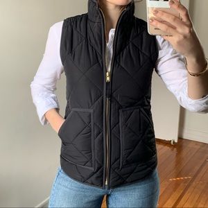 Quilted puffer vest with eco-friendly primaloft